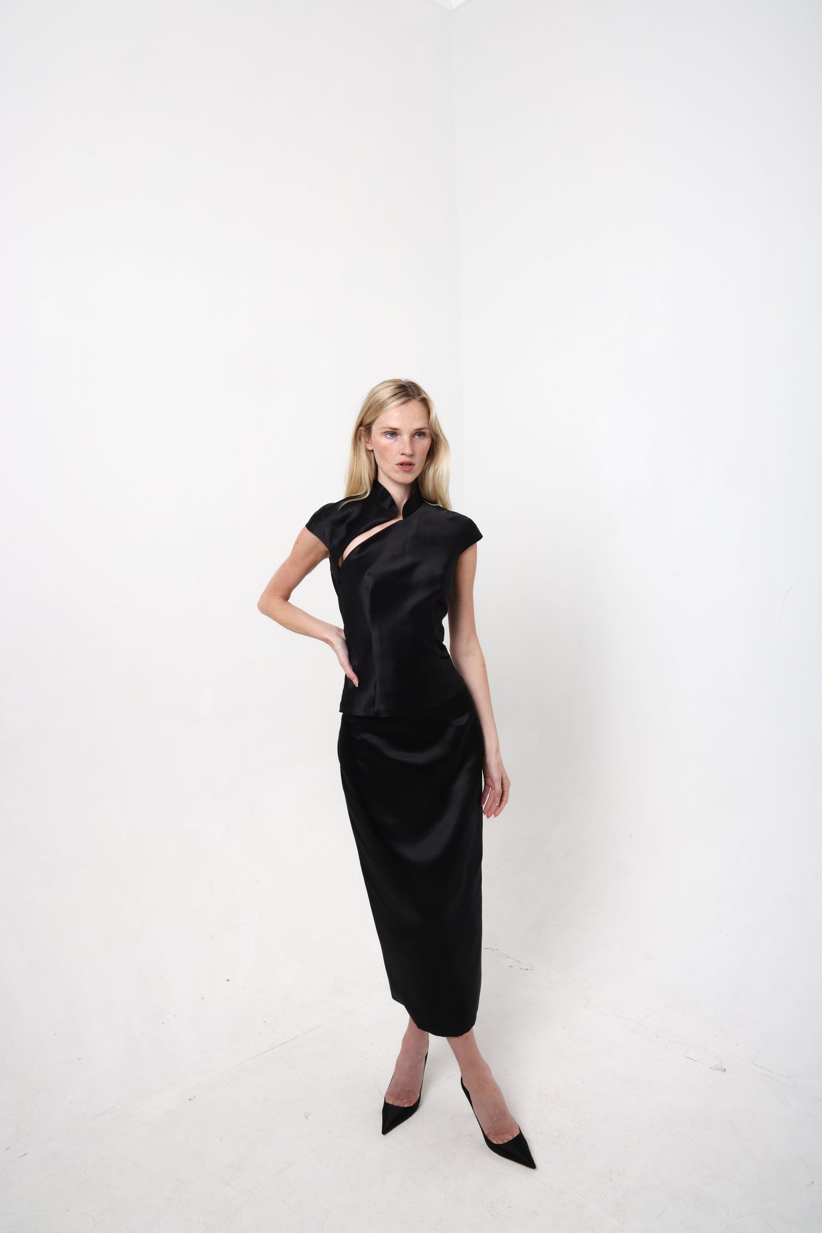 トップス ren Ren Top in Black – Yana Matkivski