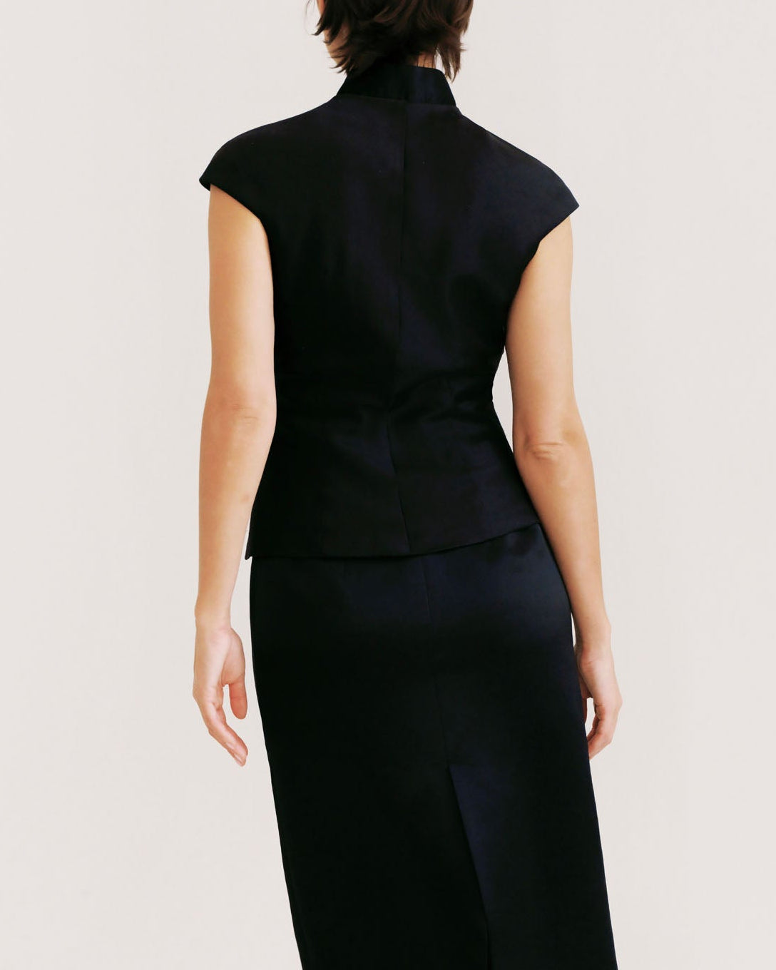 Ren Top in Black